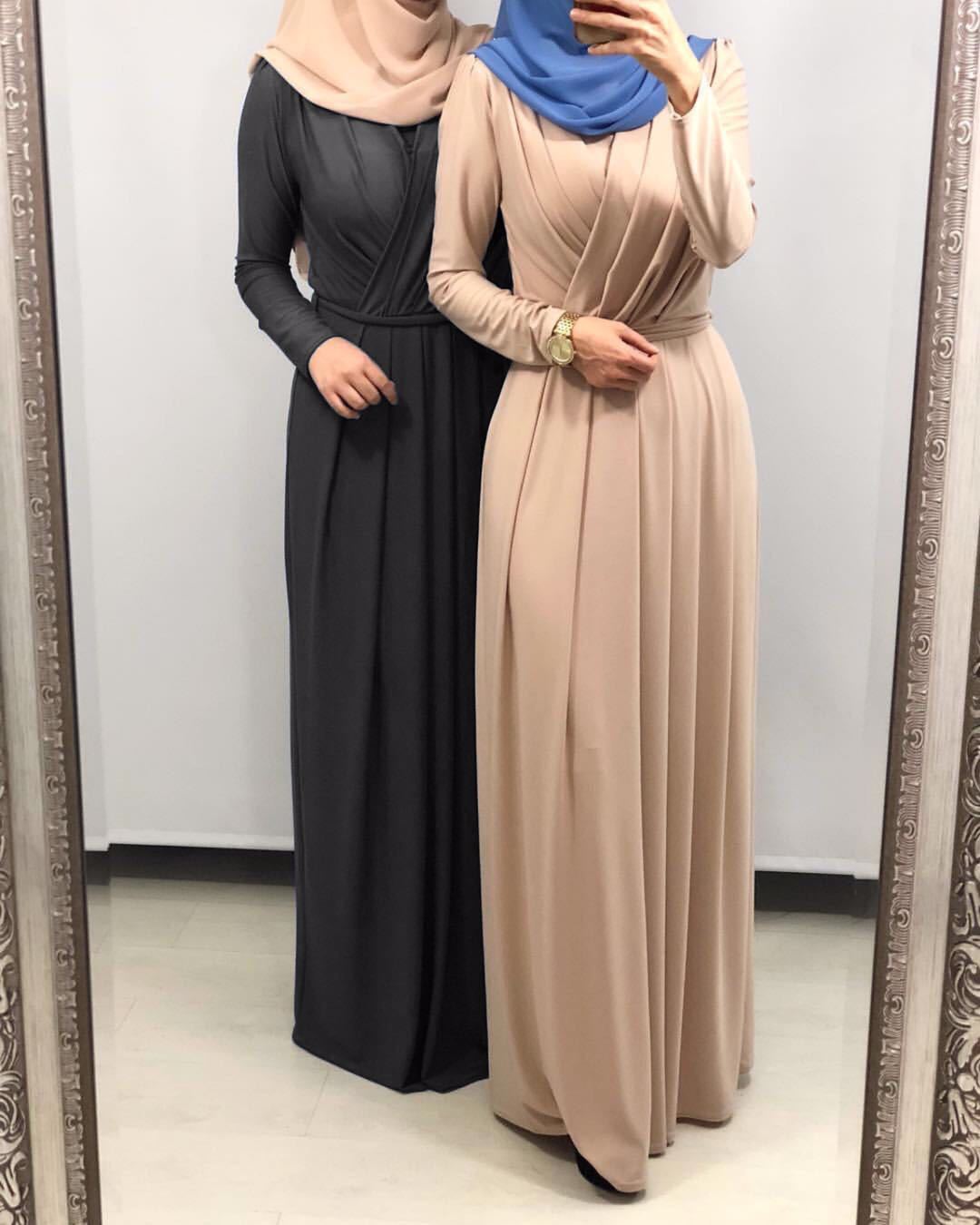 Women's V-neck Tie-up Pleated Abaya