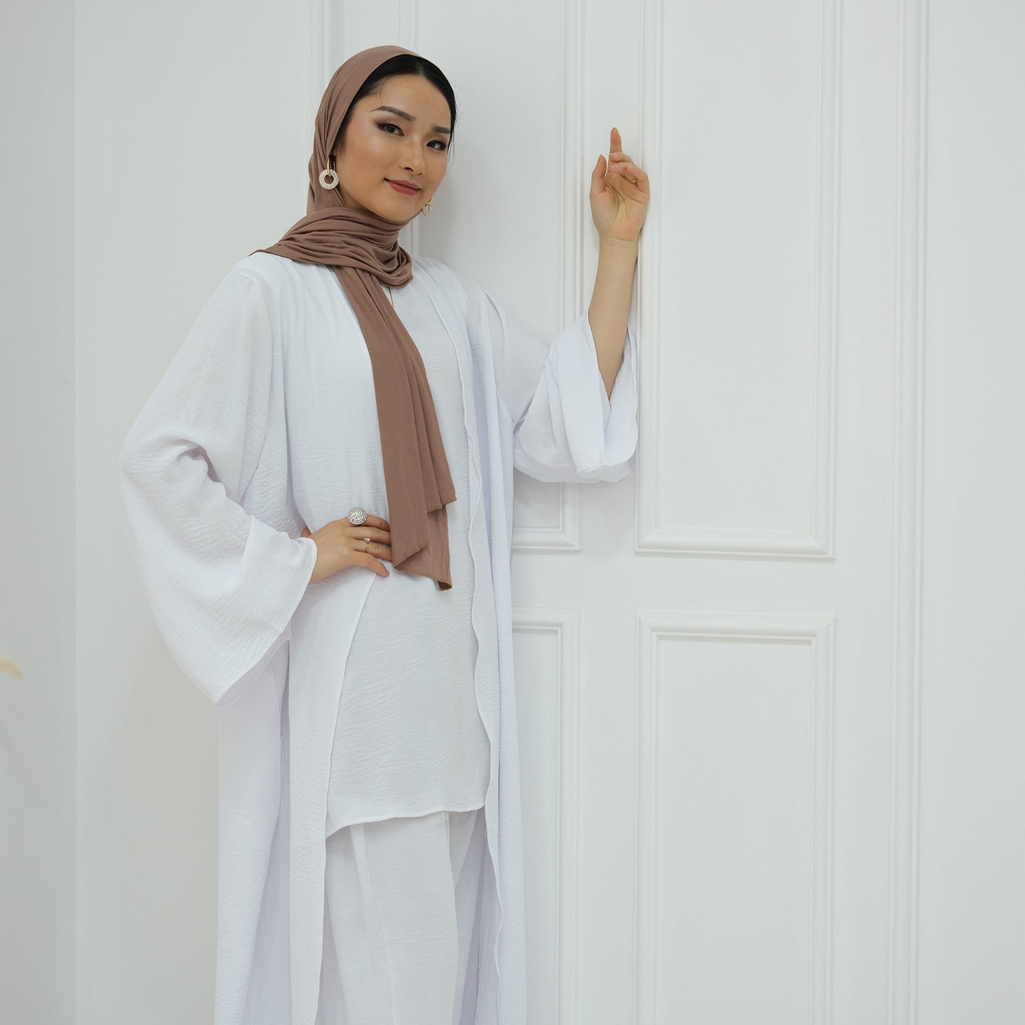 Women's Modest Three-piece Top And Pants Suit