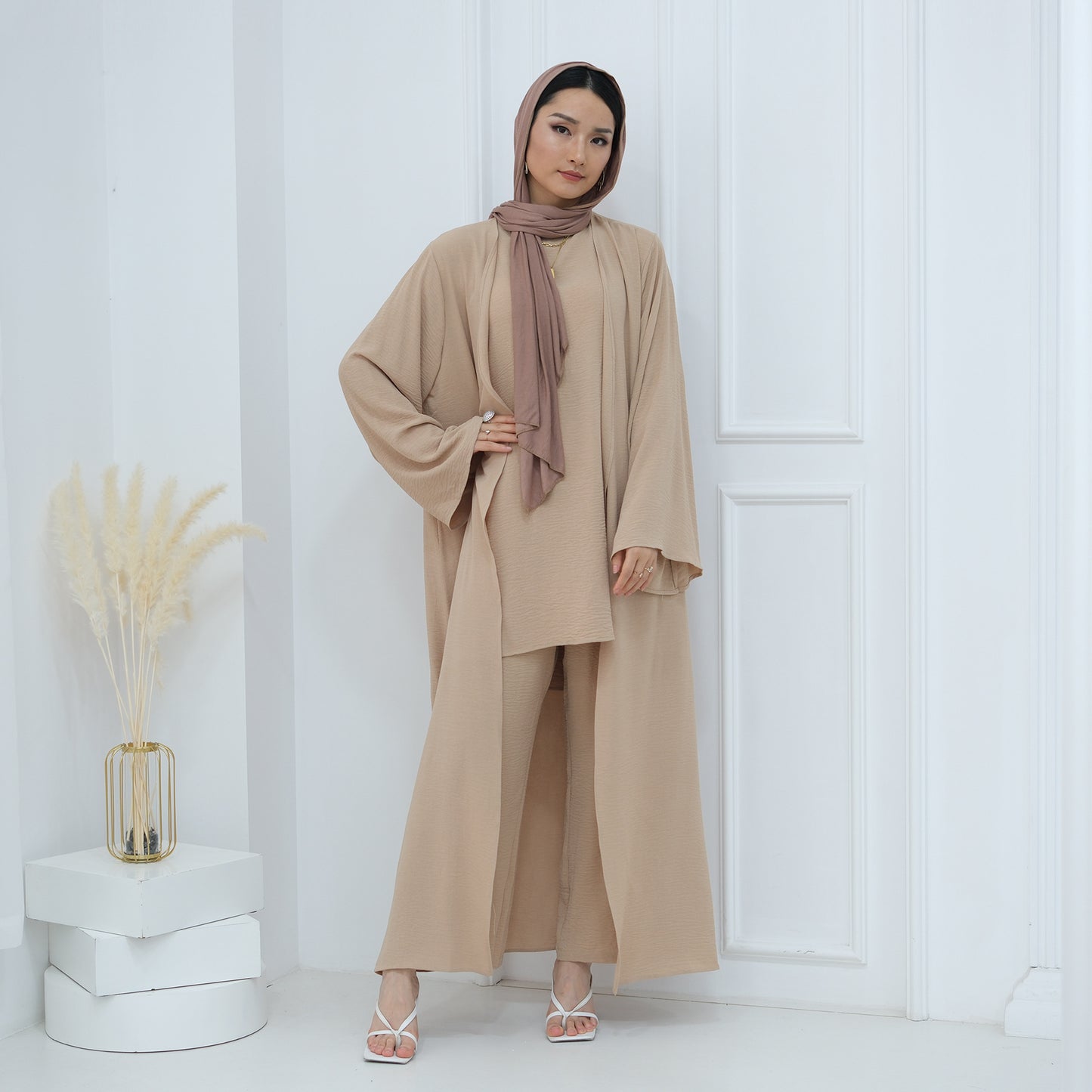 Women's Modest Three-piece Top And Pants Suit