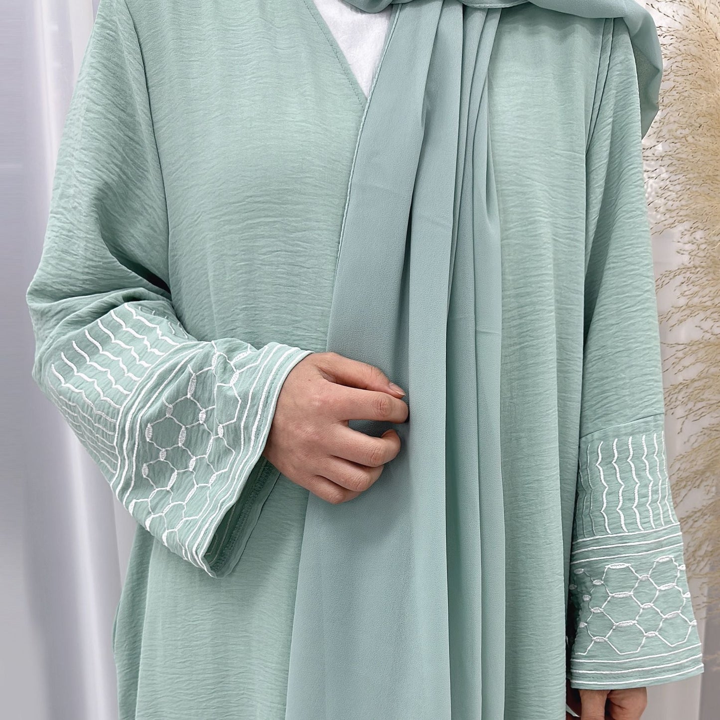 Women's Embroidered Fringed Modest Robe