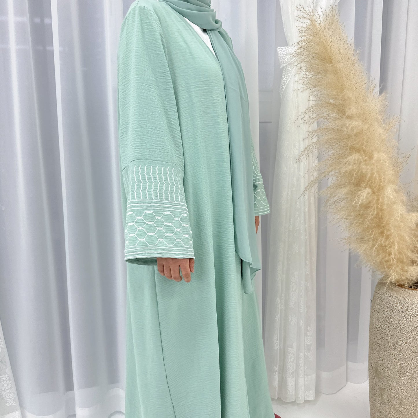 Women's Embroidered Fringed Modest Robe